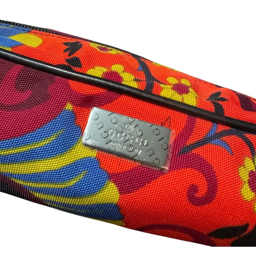 Auth. Limited Edition Gucci Rare Tropical Floral Canvas Small Zip Pouch W/COA